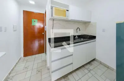 Kitnet / Stúdio para Aluguel - João Pinheiro, 1 Quarto,  30 m² - Belo Horizonte