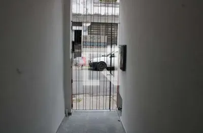 Casa com 3 quartos para alugar na Rua São João Batista, Liberdade, São Paulo