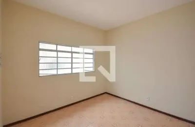 Casa com 3 quartos para alugar na Rua Raiz de Guiné, Rio Bonito, São Paulo