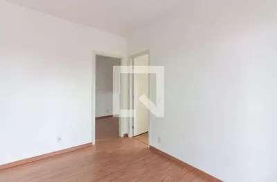 Apartamento com 2 quartos para alugar na Avenida Dionysia Alves Barreto, Centro, Osasco