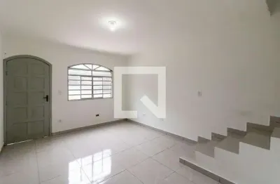 Casa para Aluguel - Jardim Celia, 2 Quartos,  125 m² - Guarulhos