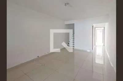 Casa com 2 quartos para alugar na Rua Ernesto Boscariol, Jaraguá, São Paulo