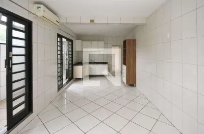 Casa para Aluguel - Vila Califórnia, 2 Quartos,  75 m² - São Paulo