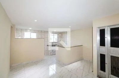 Casa para Aluguel - Campo Grande, 2 Quartos,  65 m² - Rio de Janeiro