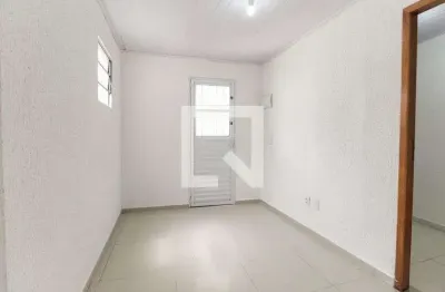 Casa com 2 quartos para alugar na Rua Padre Antonio Luiz Marchioni, Vila Jacuí, São Paulo