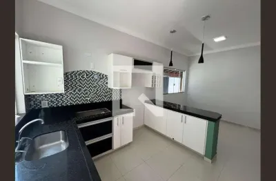 Casa para Aluguel - Alto Umuarama, 4 Quartos,  200 m² - Uberlândia