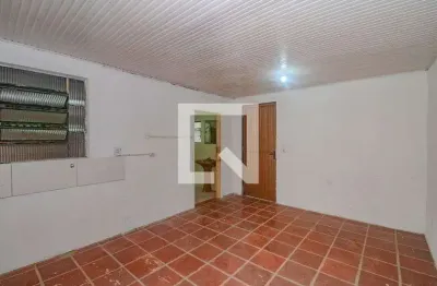 Casa / Sobrado em Condomínio para Aluguel - Sarandi, 1 Quarto,  38 m² - Porto Alegre