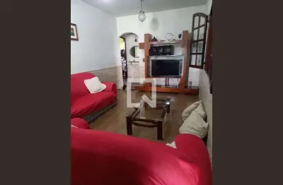 Casa para Aluguel - Jardim Califórnia, 2 Quartos,  60 m² - São Gonçalo