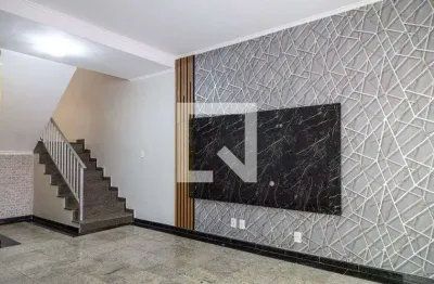 Casa com 3 quartos para alugar na Rua Sílvio Cervellini, Vila Jacuí, São Paulo