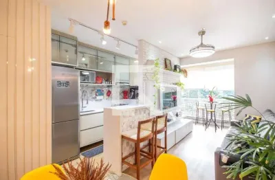 Apartamento com 2 quartos para alugar na Avenida Domingos Odália Filho, Centro, Osasco