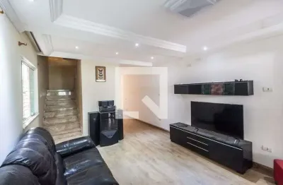 Casa com 2 quartos para alugar na Rua Bogotá, Parque Viana, Barueri