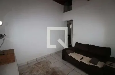 Casa para Aluguel - Vila Santos, 3 Quartos,  100 m² - São José dos Campos