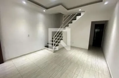 Casa para Aluguel - Saracuruna, 2 Quartos,  80 m² - Duque de Caxias