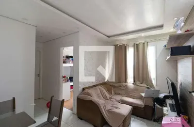 Apartamento para Aluguel - Vila Carmosina, 2 Quartos,  48 m² - São Paulo