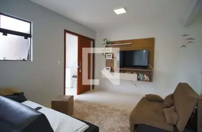 Casa para Aluguel - São João do Rio Vermelho, 2 Quartos,  420 m² - Florianópolis