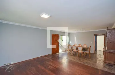 Casa para Aluguel - Jardim Santa Helena, 4 Quartos,  210 m² - São Paulo