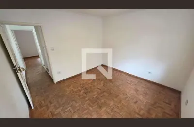 Casa com 2 quartos para alugar na Rua Joaquim Norberto, Água Fria, São Paulo