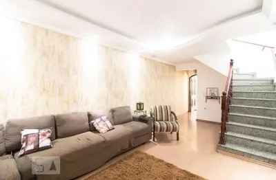 Casa para Aluguel - Ermelino Matarazzo, 3 Quartos,  180 m² - São Paulo
