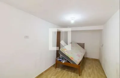 Casa com 1 quarto para alugar na Rua Mirinzal, Itaquera, São Paulo