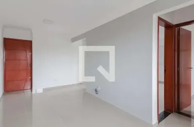 Apartamento com 2 quartos para alugar na Rua Vereador Vicente Orlando, Matriz, Mauá