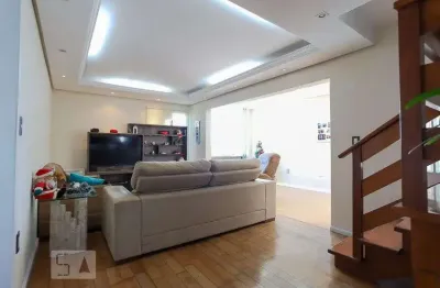 Casa com 4 quartos para alugar na Avenida Salvador Leão, Sarandi, Porto Alegre