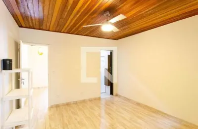 Casa com 1 quarto para alugar na Rua dos Cafezais, Vila Mascote, São Paulo