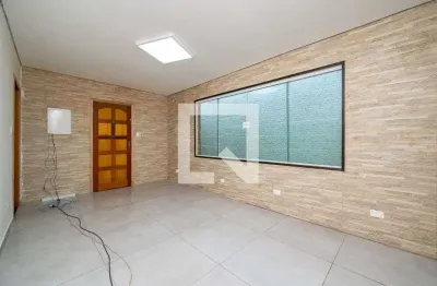 Casa com 2 quartos para alugar na Rua Edgard Pereira, Jabaquara, São Paulo