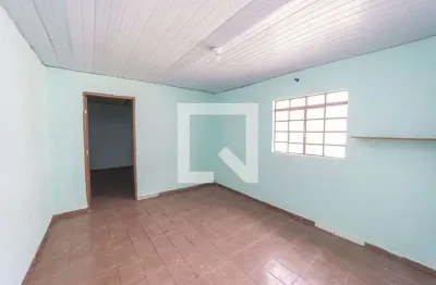 Casa com 1 quarto para alugar na Rua Caetano Lopes, Cangaíba, São Paulo