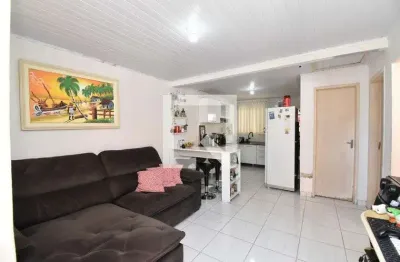 Casa com 2 quartos para alugar na Rua Antônio Cândido Cavalim, Bairro Alto, Curitiba