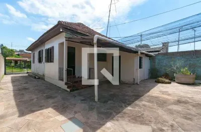 Casa com 3 quartos para alugar na Rua João Pessoa, São José, Canoas