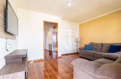 Casa com 4 quartos para alugar na Rua Alfredo Jaime Felippe, Portão, Curitiba