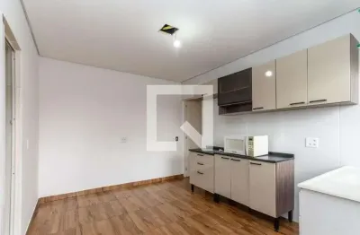 Casa com 1 quarto para alugar na Rua Vitória da Conquista, Vila Fátima, Guarulhos