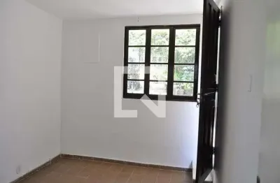 Casa com 1 quarto para alugar na Rua Frei Henrique, Piedade, Rio de Janeiro
