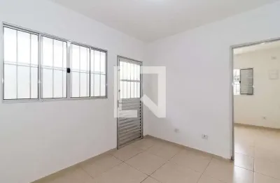 Casa com 1 quarto para alugar na Rua Rozo Lagoa, Vila Roque, São Paulo