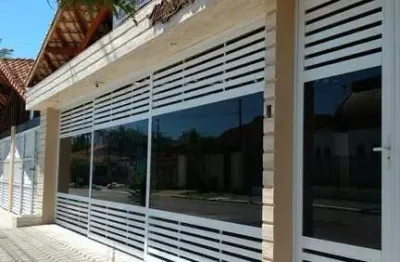 Casa na vila mirim, 2 dorm, ambientes integrados, lavabo, drywall, sanca, 61m²