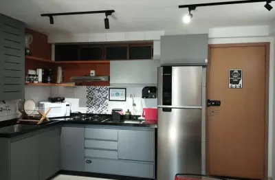 Aconchegante apartamento á venda - beira mar - mobiliado