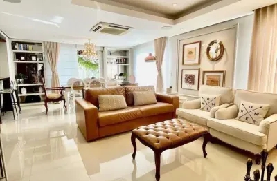 Cobertura duplex no thomás feltes engel, com piscina, mobiliada próximo da av. maurício cardoso no bairro boa vista
