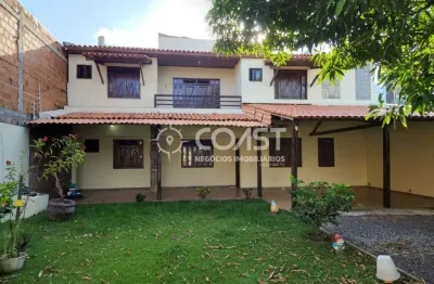 Alugo excelente casa 3 suítes, varanda e área verde — tudo o que você procura em um só lugar!