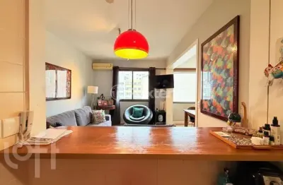 Apartamento semi-mobiliado 2 dormitórios (suíte), 2 vagas e churrasqueira - ao lado da praça da encol