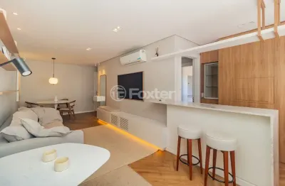 Vendo: impecável apartamento mobiliado de 2 quartos no bairro petrópolis, porto alegre, rs.
