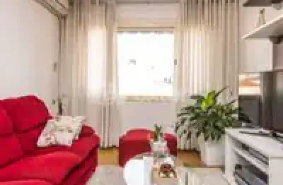 Vende-se: imóvel de 3 quartos com suíte no bairro auxiliadora.