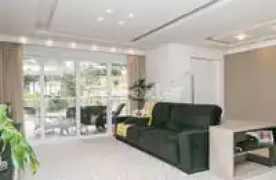 Linda, ampla ensolarada casa, 3 quartos, 2 vagas, bairro espírito santo