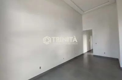 Casa com 1 suíte, 2 quartos e piscina | bairro periolo