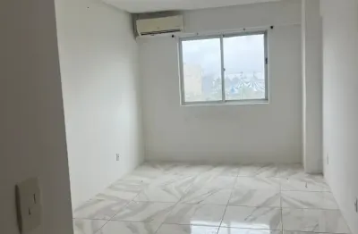 Sala comercial para venda ou aluguel em shopping na estrada do coco