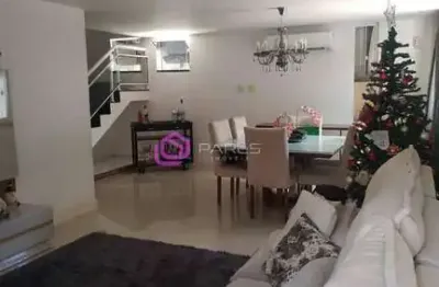 Excelente casa à venda em são francisco, um dos melhores bairros de niterói para morar.