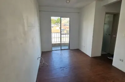 Oportunidade preço abaixo do valor de mercado, 2 quartos, varanda e 1 vaga de garagem, 52m²
