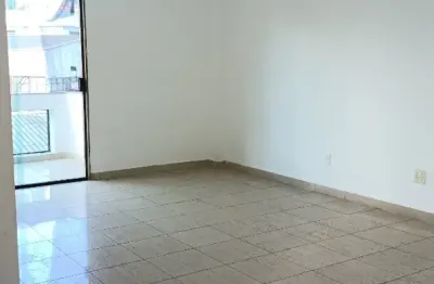 Lindo e amplo apartamento de dois quartos em uma ótima localização