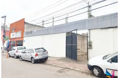 Terreno comercial para alugar na Rua São Pedro, 1000, Jardim Limoeiro, Serra