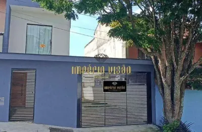 Sobrado a venda com 2 suítes, 5 vagas de garagem descobertas no bairro vila rei, mogi das cruzes sp