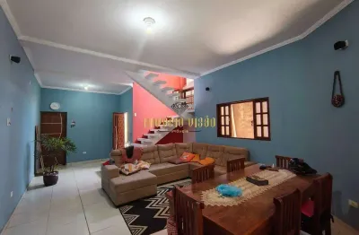 Sobrado à venda com 4 dormitórios, sendo 1 suíte no bairro jardim quaresmeira ii suzano/sp